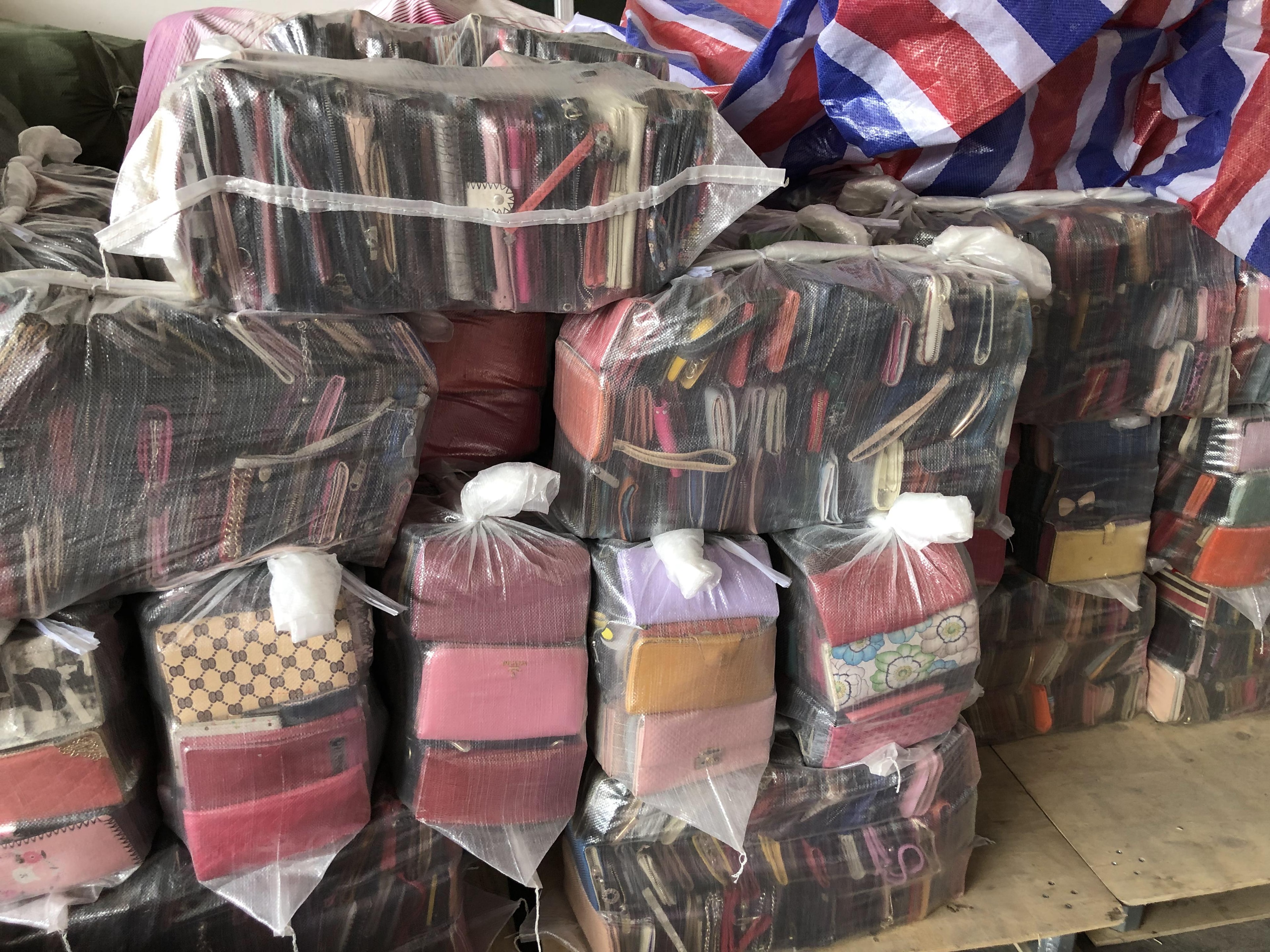 Wallets / Purses (Mixed) — used wholesale export Grade A
